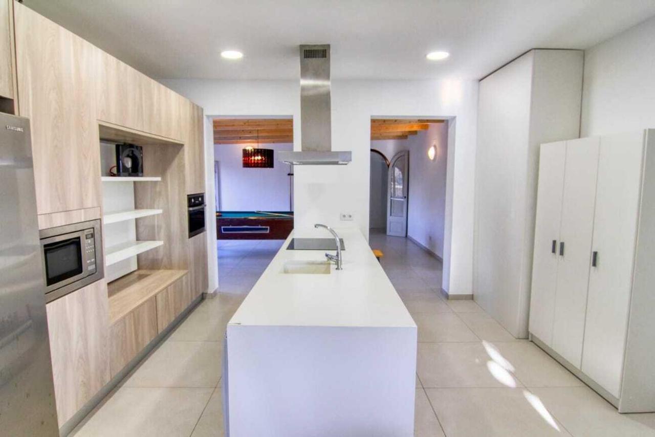 Villa Carlos บินารอส ภายนอก รูปภาพ